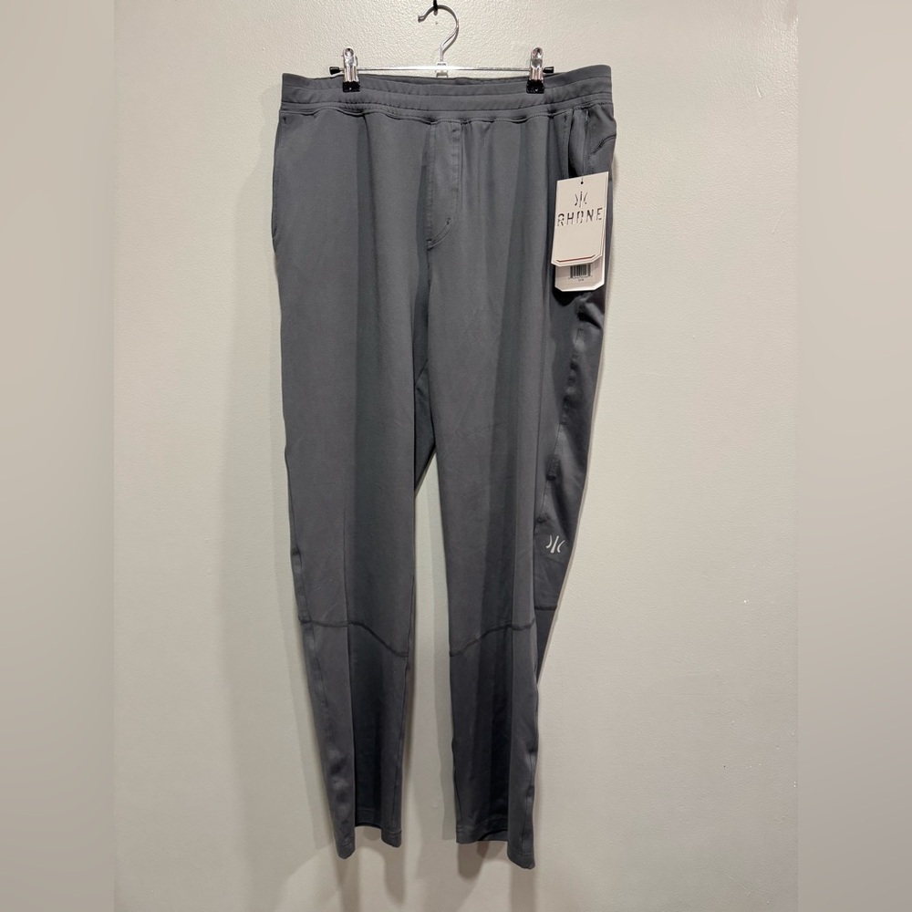 NWT Rhone Men’s Straight Leg Pant in Gray Size Large